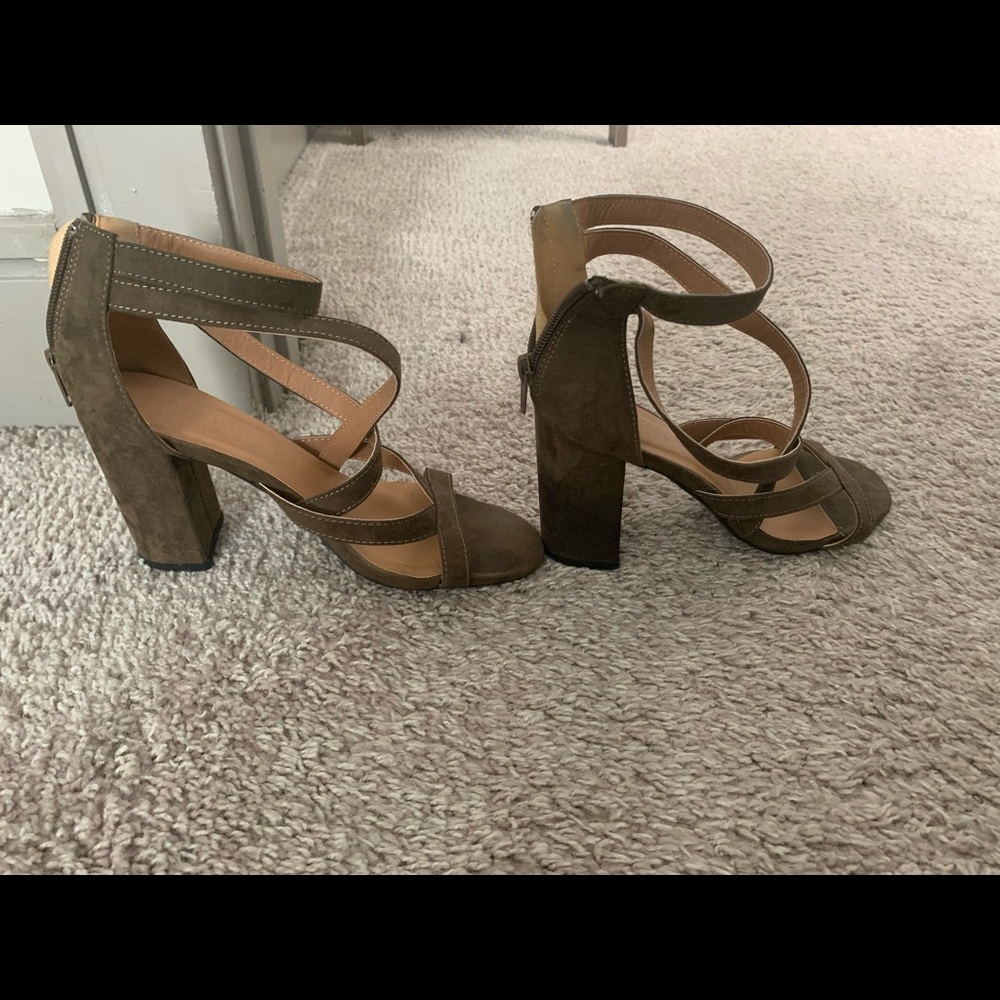 Olive Charlotte Russe Heels size US 6